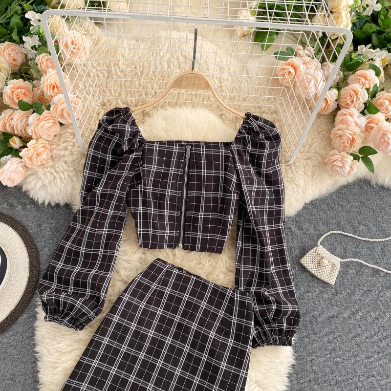 Autumn Retro Square Collar Temperament Bubble Sleeve Top Short High Waist Half-Body Skirt Celebrity Temperament Two-Piece Suit