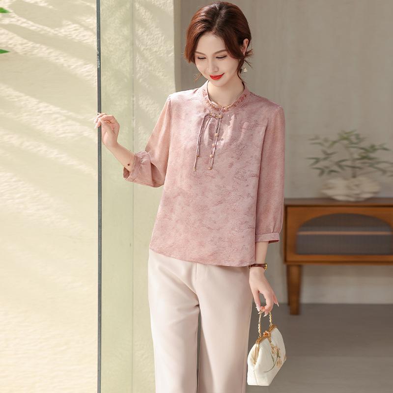 Summer Fashion Embroidered Top for Middle-Aged and Elderly Women, Seven-Sleeve Chinese Style - HGC88519 L