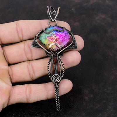 Pendente Druzy di Quarzo Solare Arcobaleno Pendente Avvolto in Filo di Rame Gioielli Eleganti Fatti a Mano Pendente Boho Hippie Pietra Preziosa Gioielli in Rame Per Regalo
