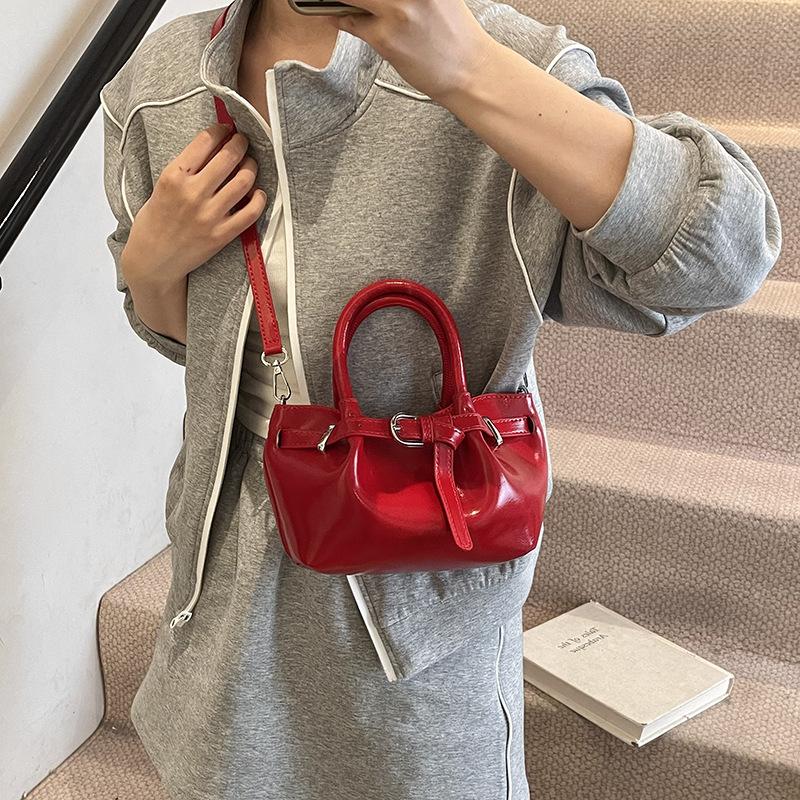 Handbag Women's Fashion Shoulder Bag Casual Versatile Messenger Bag