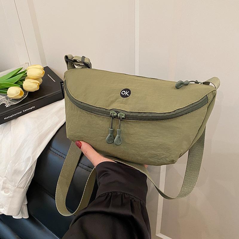 Bag niche cloth bag small bag women's new women's bag Korean version messenger bag fashion shoulder bag dumpling bag
