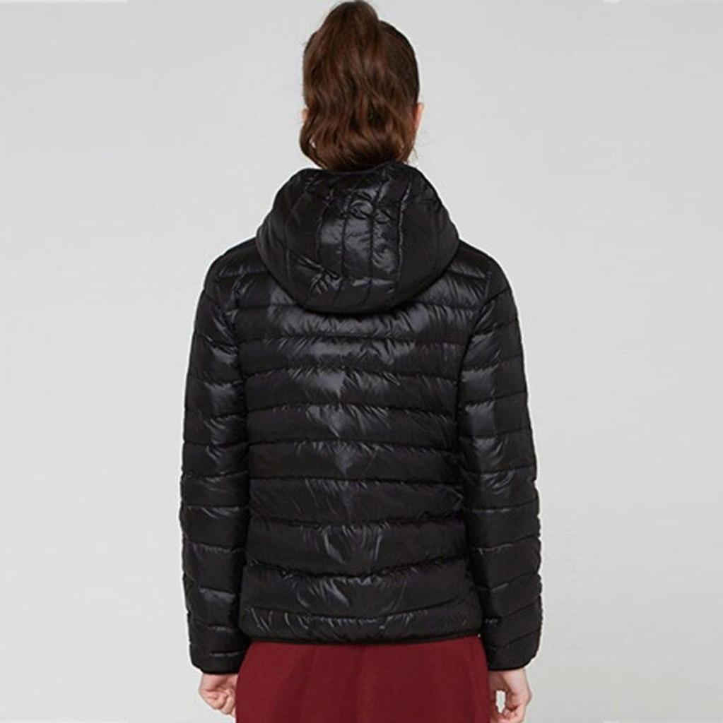 Leichte Daunenjacke für Damen, mit Kapuze, kurz, stilvoll, figurbetont, dünn und leicht, Übergröße, ultraleichte Jacke.