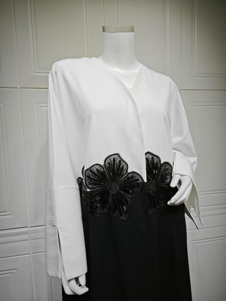 MQ210 Elegant 3D Applique Crinkle Abaya Cardigan for Modest Fashion