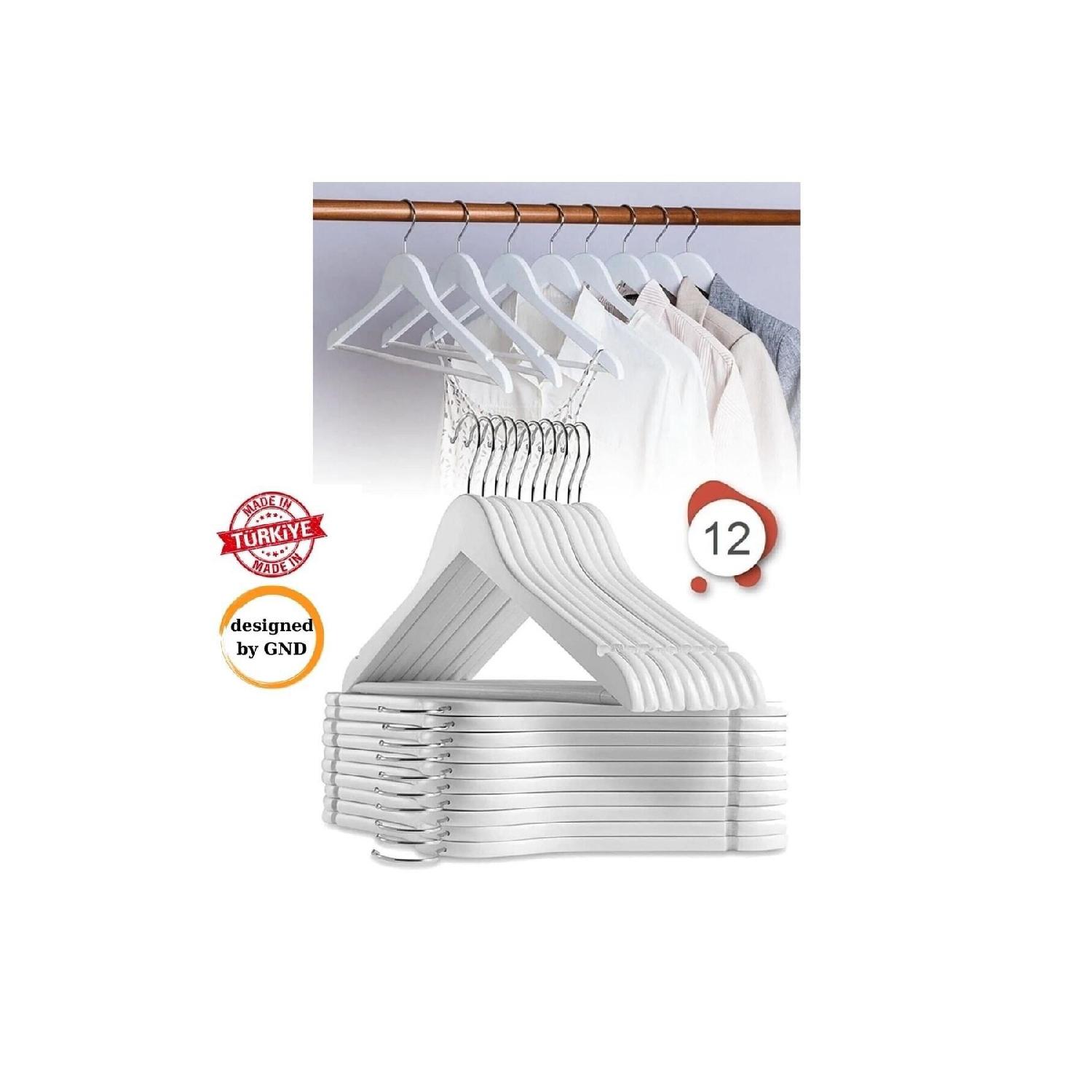 

12 Pieces - Wooden Look Plastic Clothes And Clothes Hangers White Designedbygnd белый