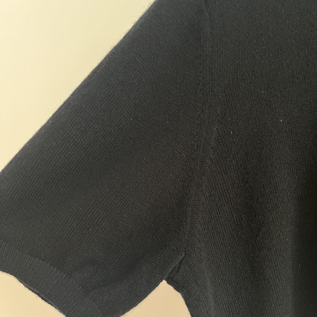 Simple Lightweight Casual Short-Sleeve Knit Pullover: Breathable, Versatile, Fashionable, Round Neck Sweater