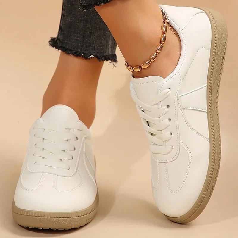 Lightweight Comfort Flat Shoes for Women 2025 Autumn Thick Sole Lace Up Sneakers Woman Breathable Non Slip Platform Casual Shoes
