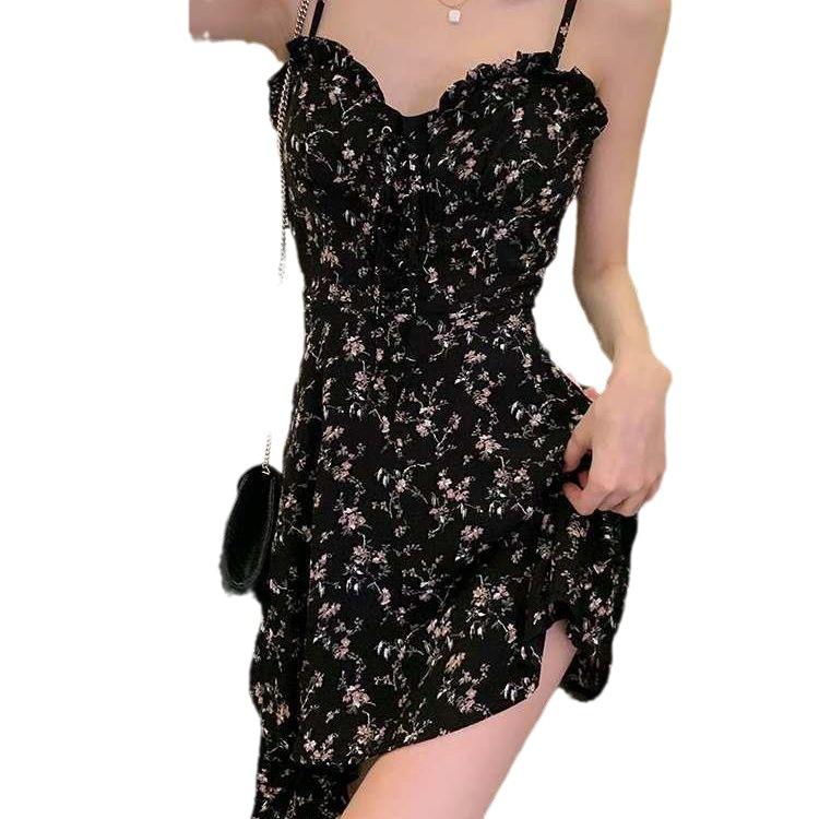 Pure Desire Französisches Camisole-Kleid mit Blumenmuster, sommerlich feminines Temperament, süße Taille, schmaler kurzer A-Linien-Rock, vielseitig einsetzbar