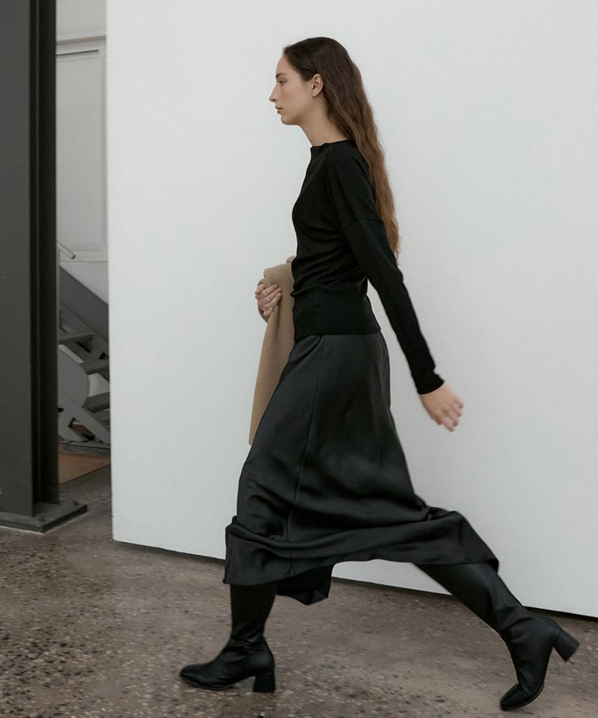 Otte Reve Satin Long Slit Skirts_2Color