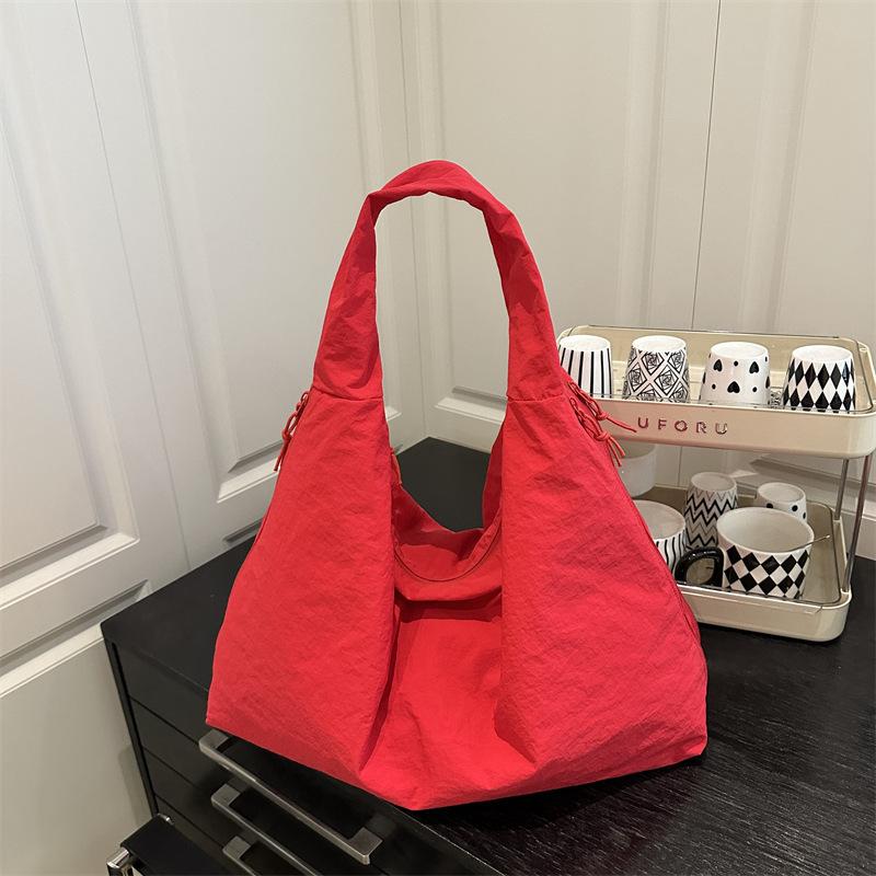 

Желтая парусиновая сумка женская большой вместимости на плечо сумка-мессенджер ленивый ветер молния 2025 новая работа сумка-тоут для通勤 красный