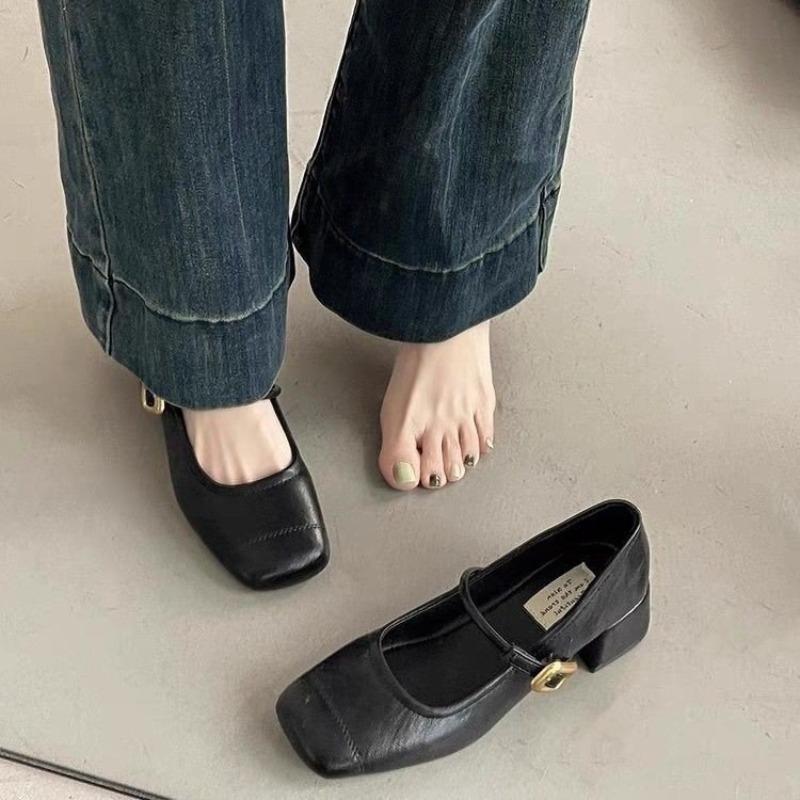 Retro Shallow Mouth Square Head Mary Jane Shoes Women's Autumn New Thick Middle Heel with Skirt Loafers