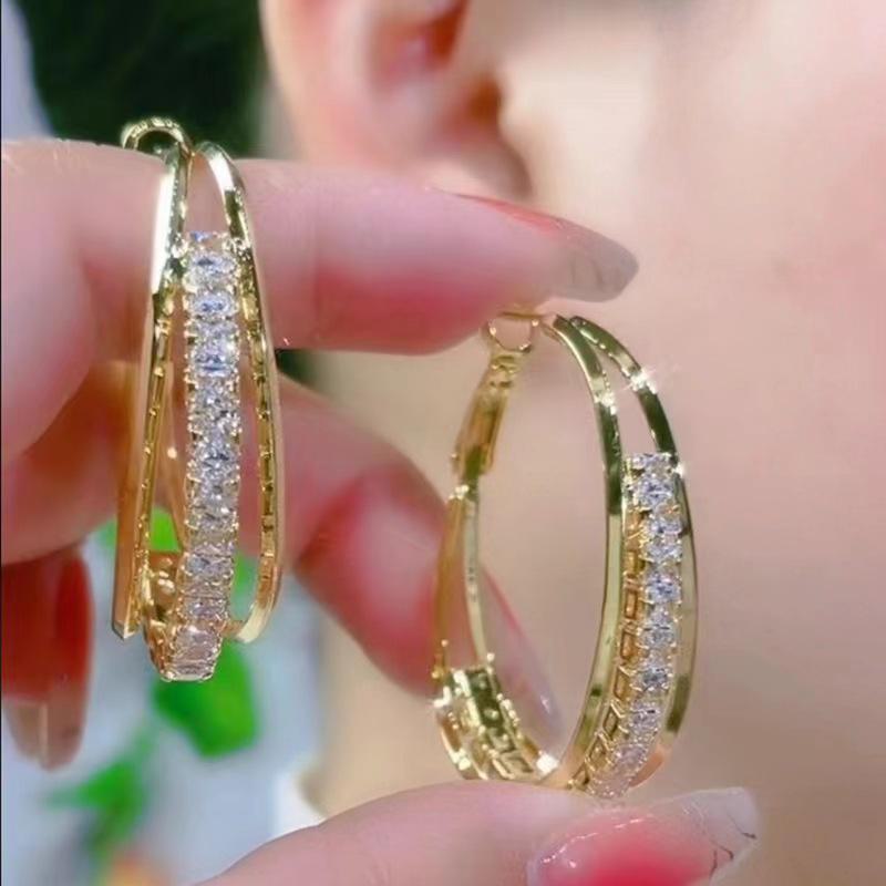 Cercei geometrici multistrat cu zircon: Declarație de modă la modă 2025 cu design elegant și îndrăzneț