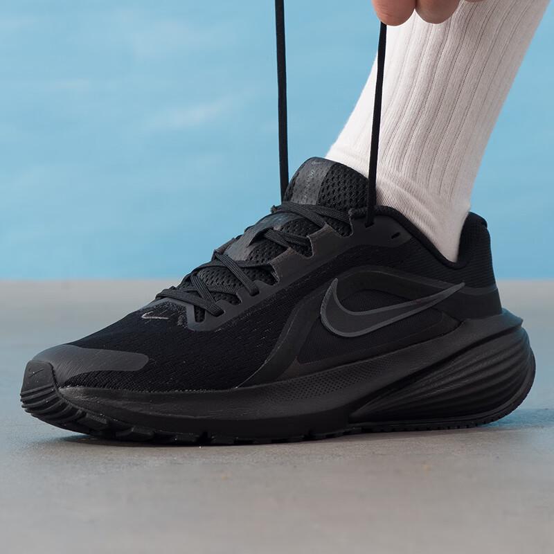 Мужские кроссовки для бега по шоссе Nike Downshifter 8.5 чёрный
