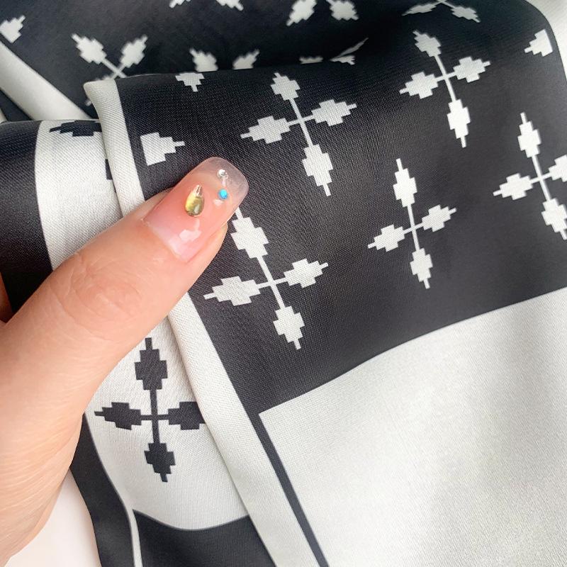 Longue petite écharpe en soie, écharpe haut de gamme, sac de reliure, écharpe de chemise assortie polyvalente