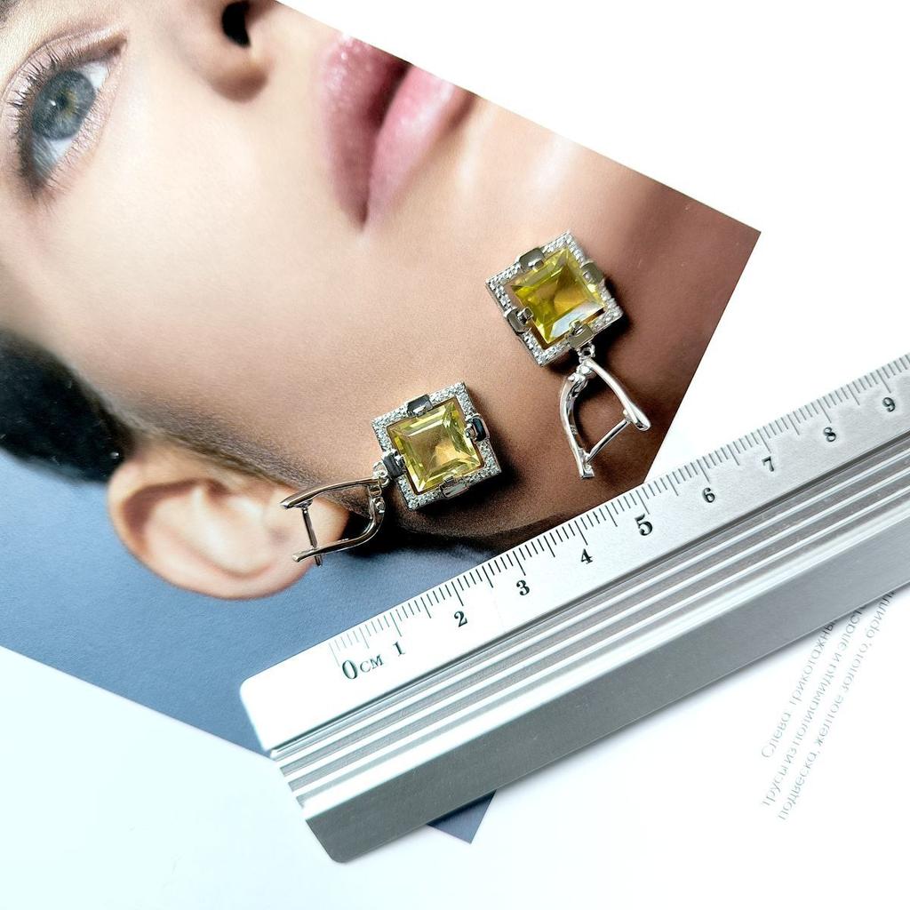 Silberne Ohrringe mit natürlichem grünem Quarz 10,08 ct, Zirkonia (2162292)