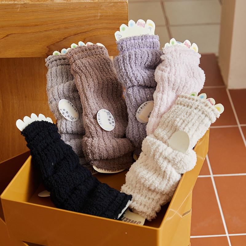 Winter Thickened Socks Women'S Thermal Long Tube Knee Pads Socks Cover Japanese Harajuku Stacking Socks Coral Fleece Boots Cover Women'S Socks