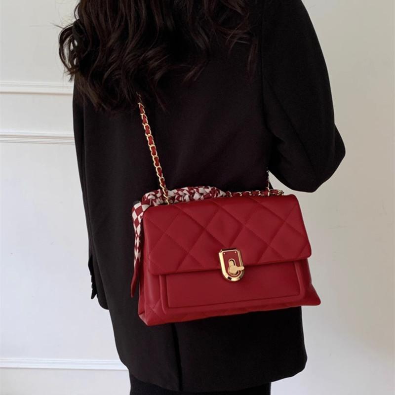 The Red Bride's Wedding Bag Can Be Used Daily As A Chain Single-shoulder Bag and A Fashionable Handbag for Women