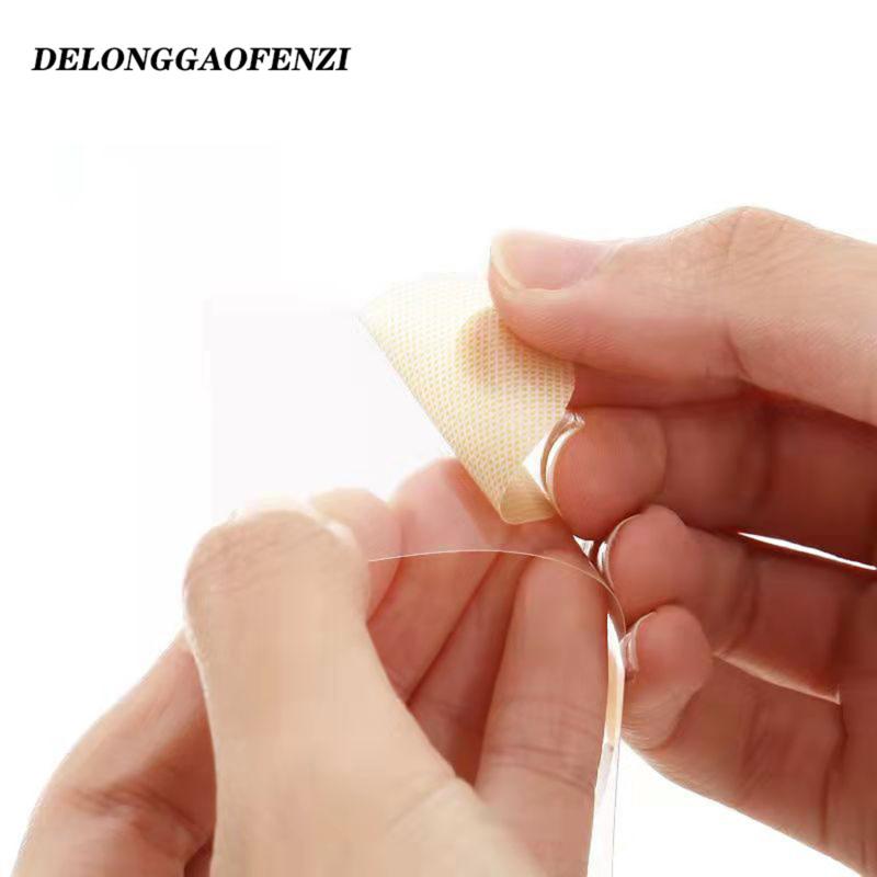 200 Pieces Men Nipple Tape Nipple Cover Nipple Guard Disposable Nipple Pasties Set for Runners