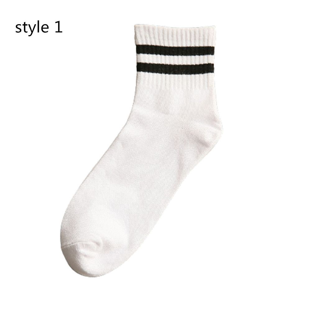 New Fresh Women Men Two Bars Socks Striped Sport Socks Korean Medium Tube Socks
