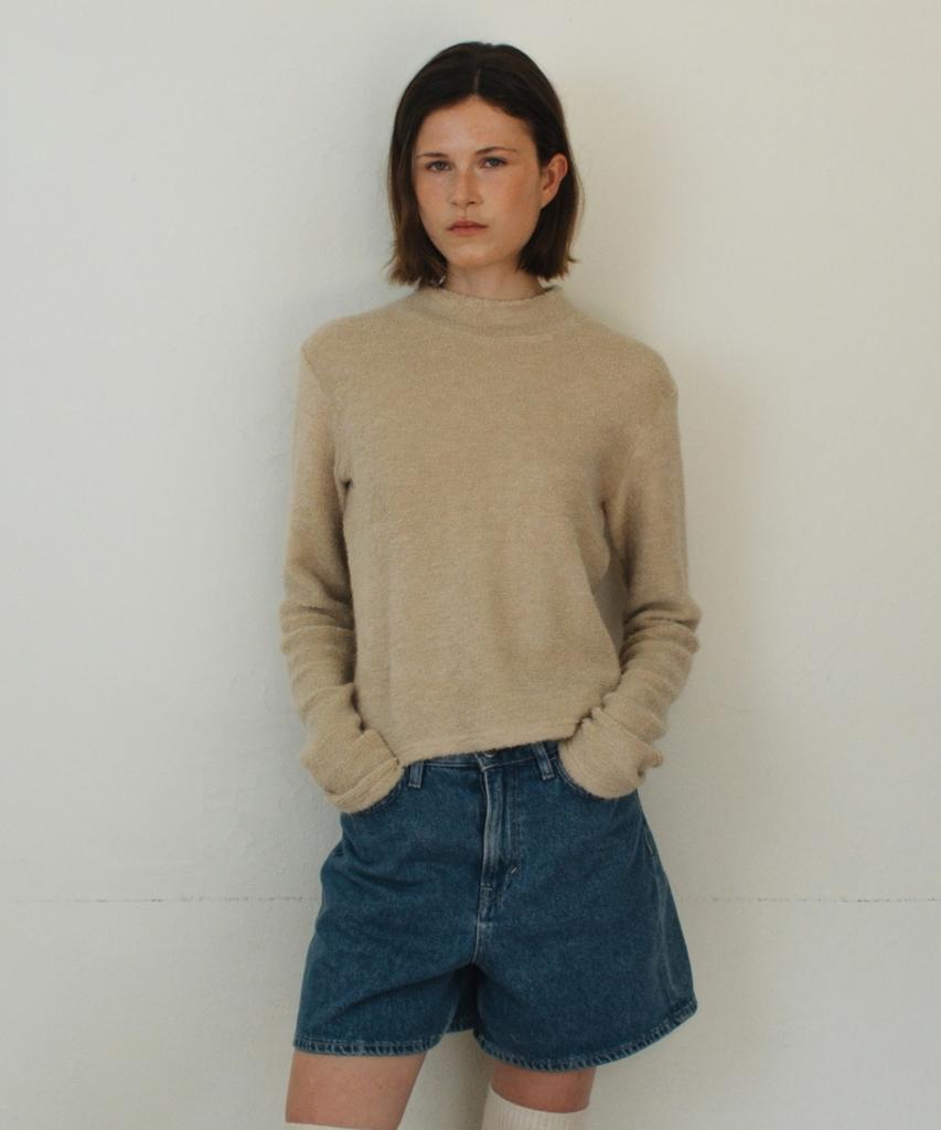 Anout Fur Half Neck T-Shirt Beige