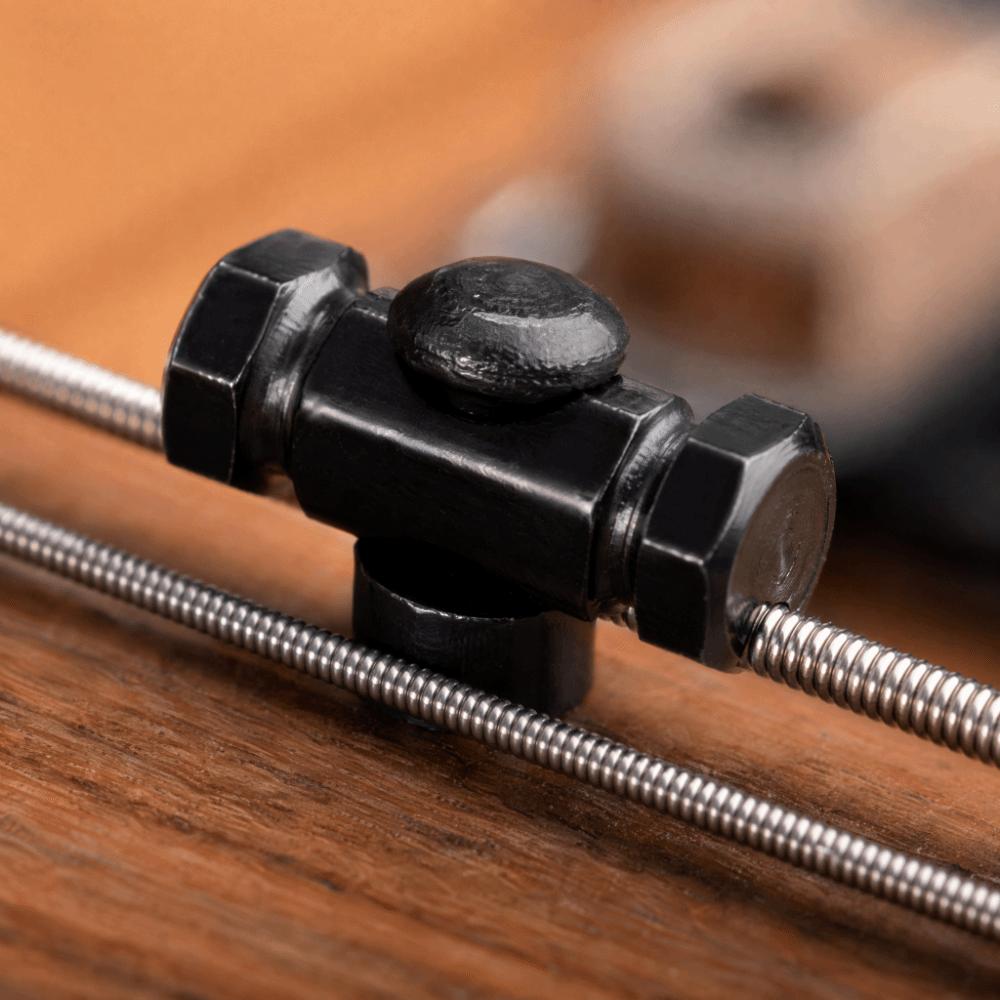 4PCS With Screw Guitar String Retainer Black / Silver / Gold String Guide For Electric Guitars