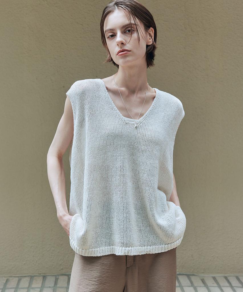 Zerostreet Lezero Ice Breeze V-Neck Vest / Ivory
