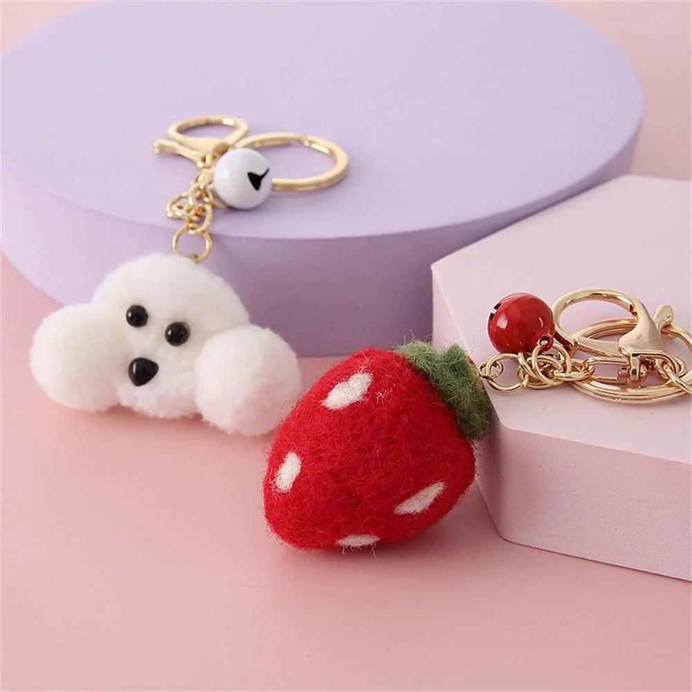 Cartoon Faux Fur Plush Rabbit Keychain Cute Wool Felt Strawberry Teddy Doll Shape Keyring Women Wallet Ornaments