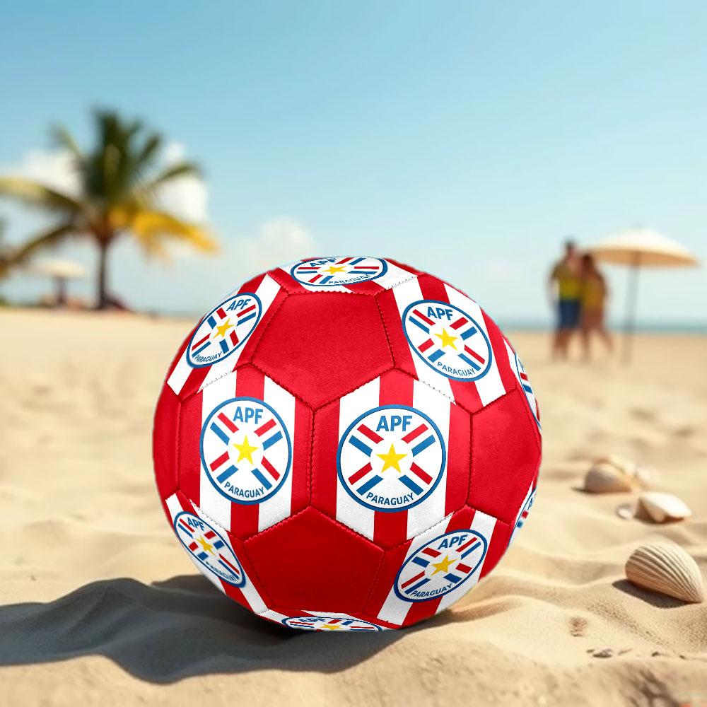 Logo de l'équipe nationale de football du Paraguay Ballon de Football Taille 5, Cousu à la Machine PVC, Durable & Très Rebondissant, Convient à Tous les Âges, Articles de Fan, Matches & Utilisation Extérieure.