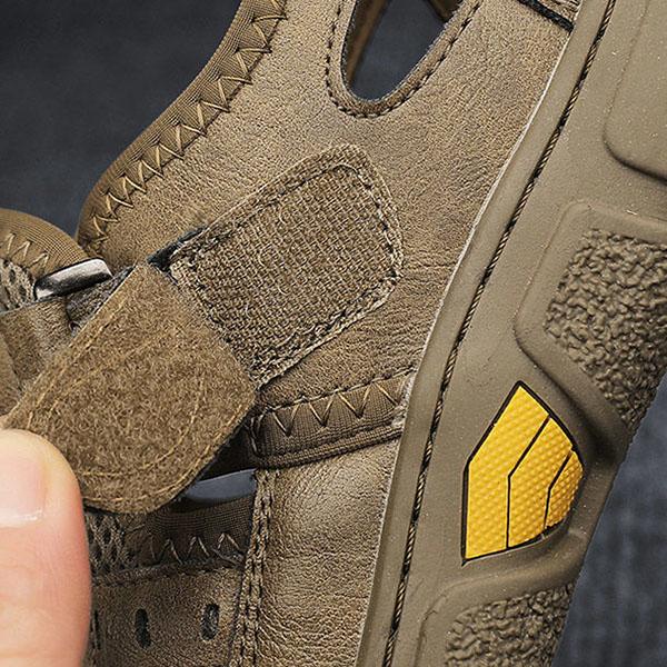 Sandalen Herren Sommer Trend Outdoor Wear Hausschuhe Anti-Rutsch Anti-Geruch Weiche Unterseite Strand Loch Schuhe Dual-Use-Sandalen