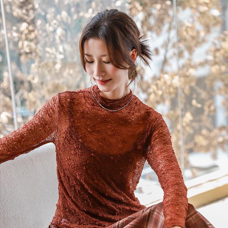 Spring Lace Design: Semi-High Neck Slim Top