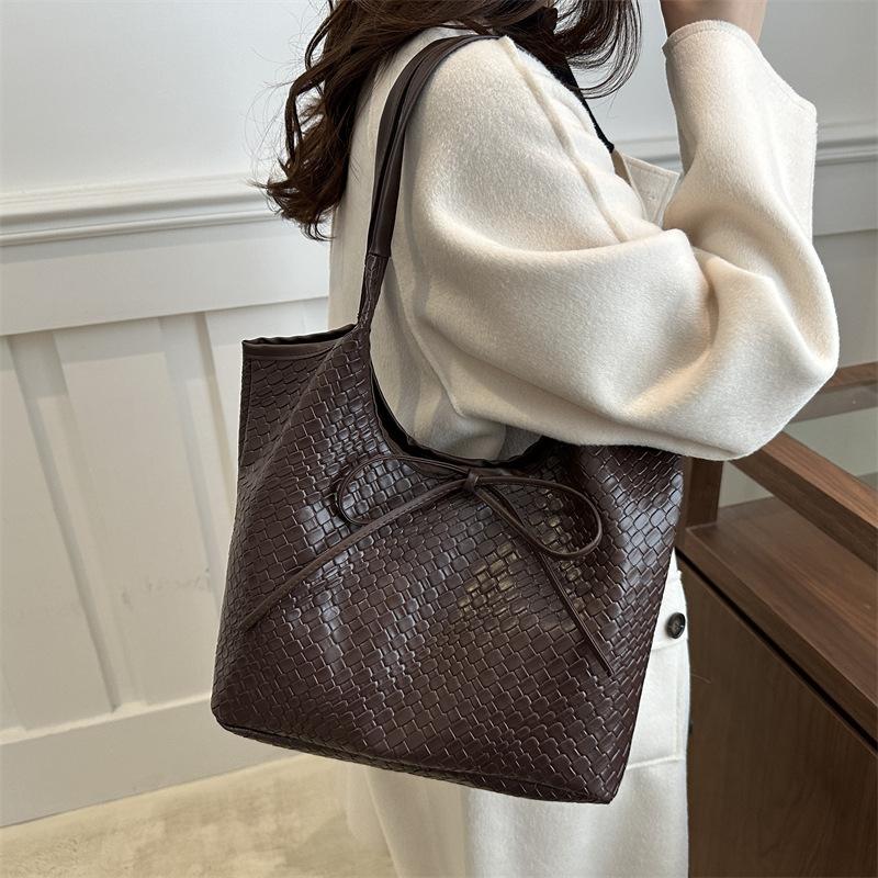 2026 New Fashi Casual Shoulder Bag Handbag Retro Bow Large Capacity Tote Bag Underarm Bag