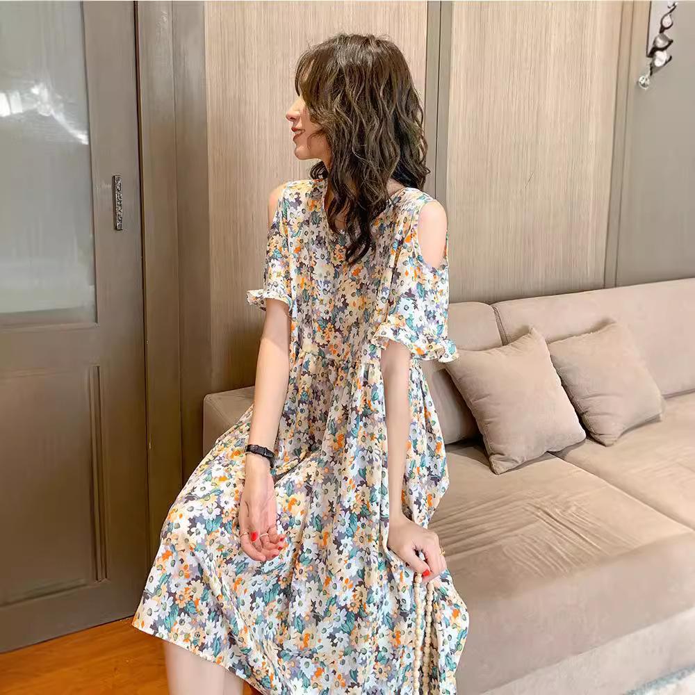 2024 Summer Floral Maternity Dress - Stylish Belly-Covering Design for Outings