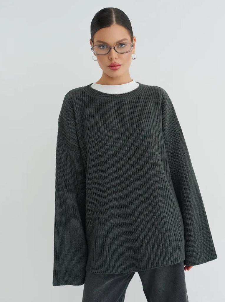 2025 European American Plus Size Grey Knit Sweater - Solid Color, Round Neck Loose Fit for Autumn/Winter