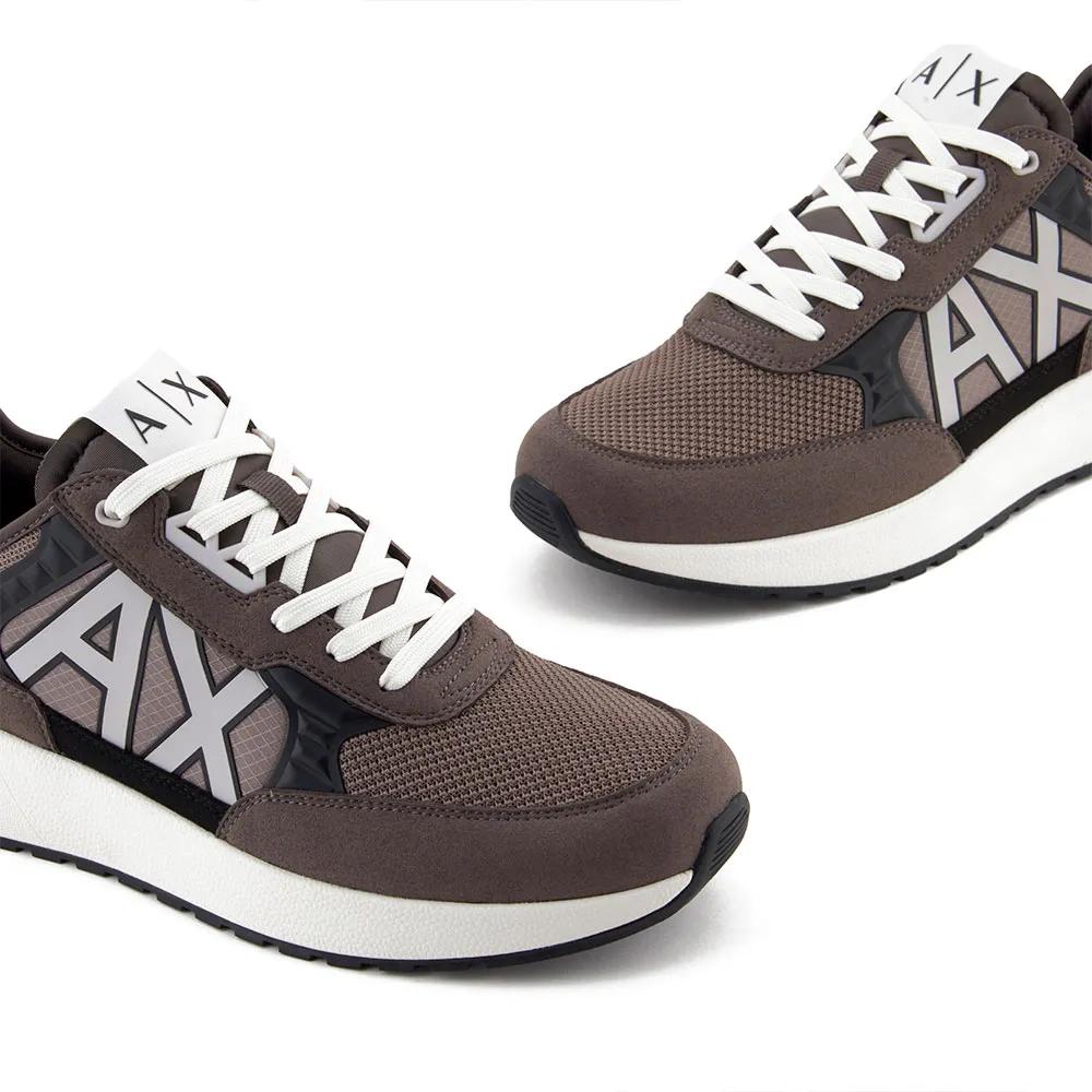 Armani Exchange Sneakers XUX090_XV276