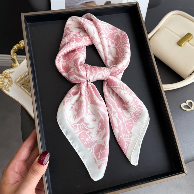 New Summer Sunscreen Print 70cm Square Beach Satin Scarf Casual Elegant Thin Breathable Neck Women Head Wrap Hair Scarves