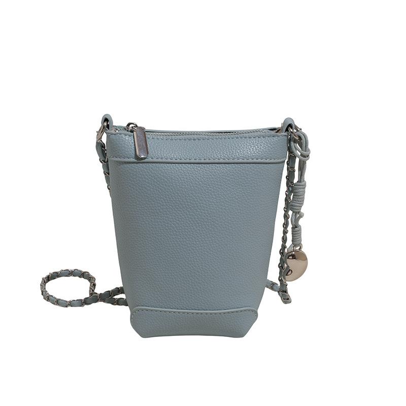 

Trend wholesale Korean version of simple style versatile commuter mobile phone bag women s fashion foreign style daily leisure chain messenger bag