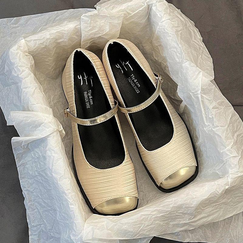 Single shoes senior spring and summer Mary Jane shoes home feeling with Internet celebrity shallow mouth British style skirt