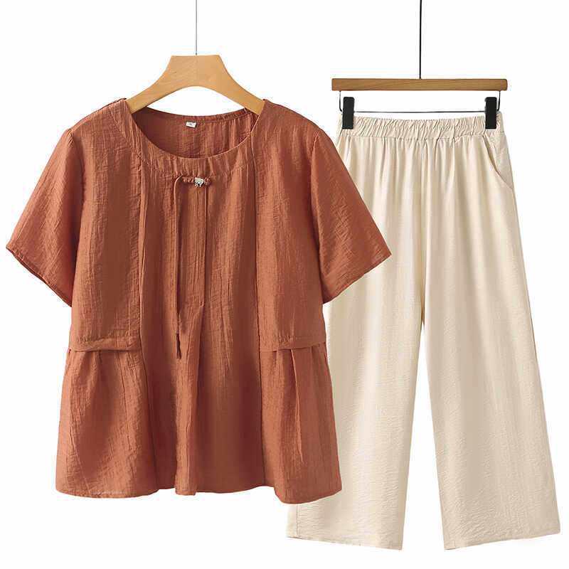 2026 Chinese Style Midlife Summer Outfit: Short-Sleeve Top, Age-Defying & Flattering
