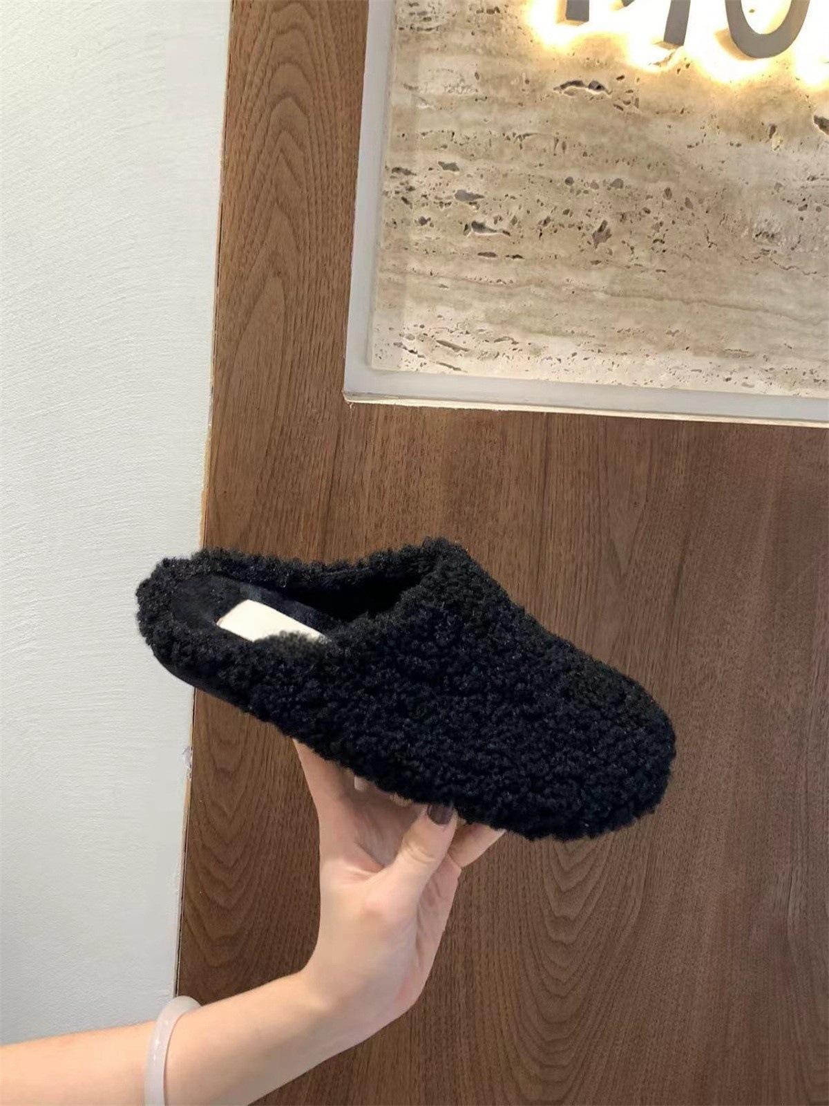 

Пушистые туфли на толстой подошве, тапочки, женская обувь, верхняя одежда 2024 года, бархатная домашняя сумка, полуподдержка головы, одиночные туфли 40 чёрный