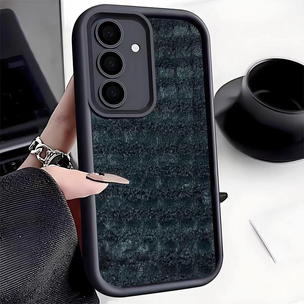 Black Cashmere Winter Phone Case for iPhone 16/17 Pro Max and Samsung S25 Ultra