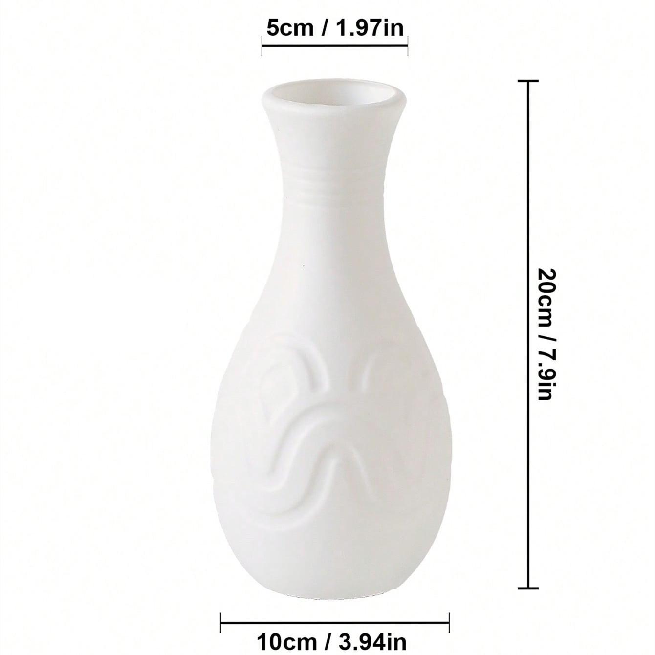 Nordic Romantic Wrought Iron Candlestick Holder for Dining Table Decor.