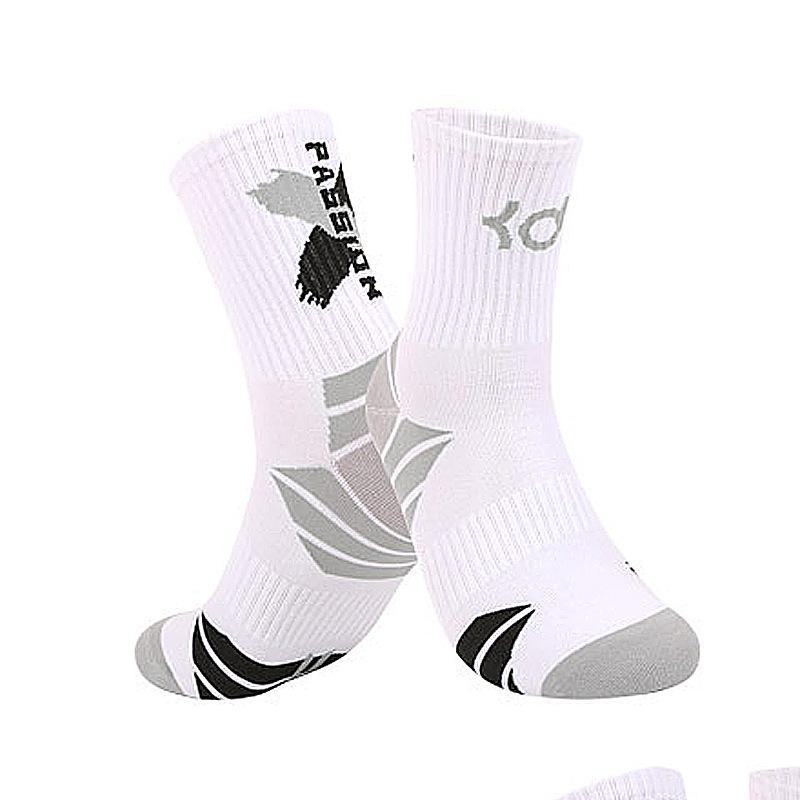 Korean Street Style Painted Basketball Mid-Tube Socks – Trendy Creative Sports Socks for Couples & Men