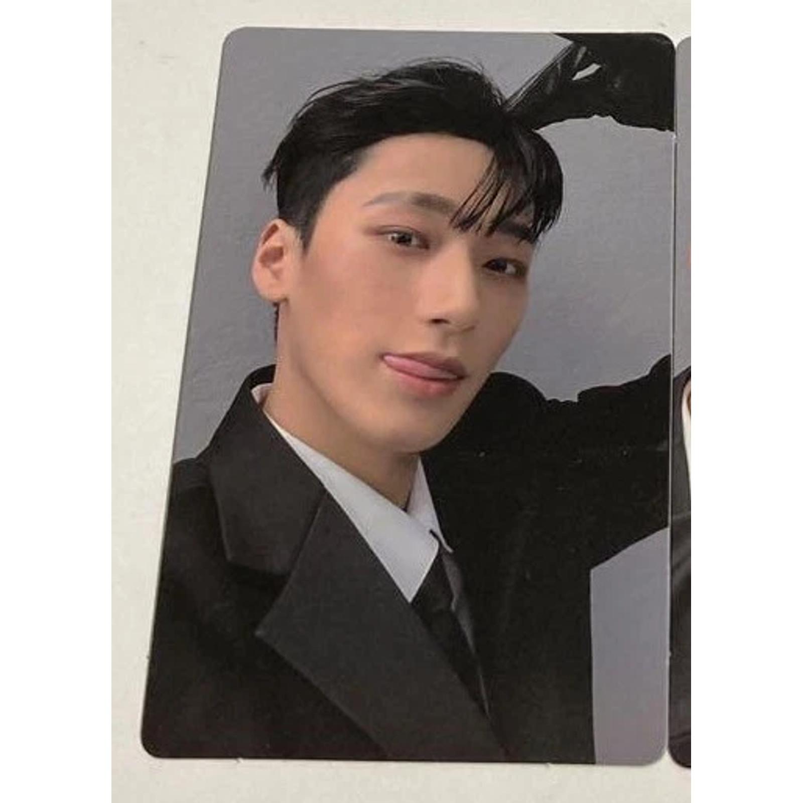 

ATEEZ THE WORLD EP . PARADIGM SOLO вер. CD + НАБІР ФОТОКАРТОК ОФІЦІЙНИЙ SAN PC A ver.