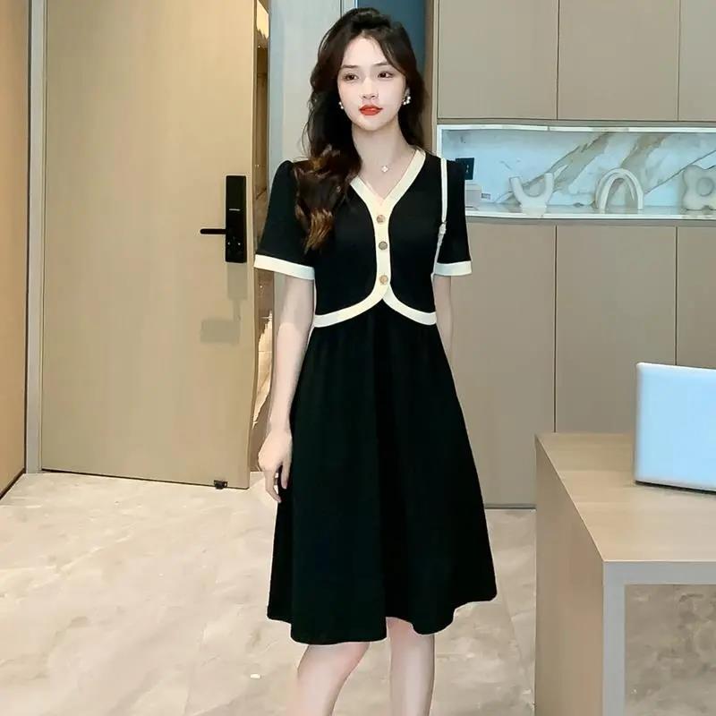Xiaoxiangfeng Fake Two-piece V-neck Dress Women's Summer New Thin Women's Clothing Covering Meat Small Black Skirt