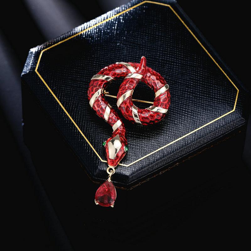 

Ретро брошь змея персонализированная брошь зодиакальное животное змея модный универсальный костюм пальто куртка аксессуары