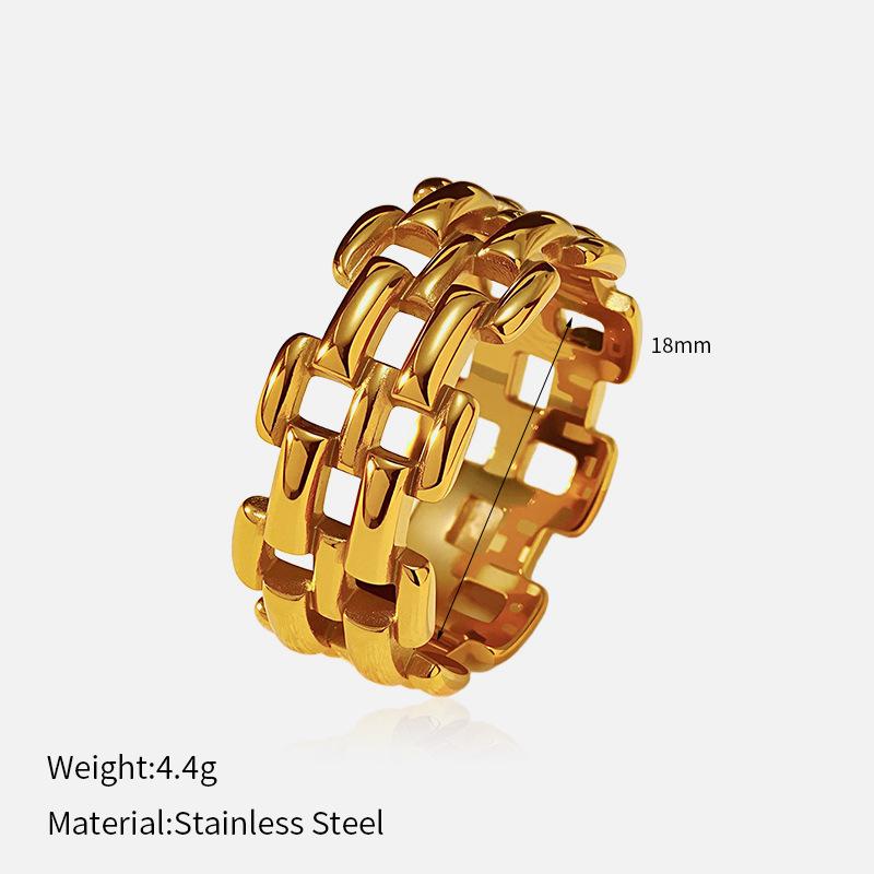 European and American cold punk ring simple 18K gold vacuum electroplating titanium casting steel ring spot