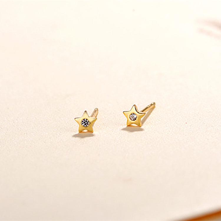 

Серьги-пусеты из стерлингового серебра 925 пробы с позолотой в виде звезд: Простой, Универсальный Роскошный Дизайн для Женщин. 925 Silver