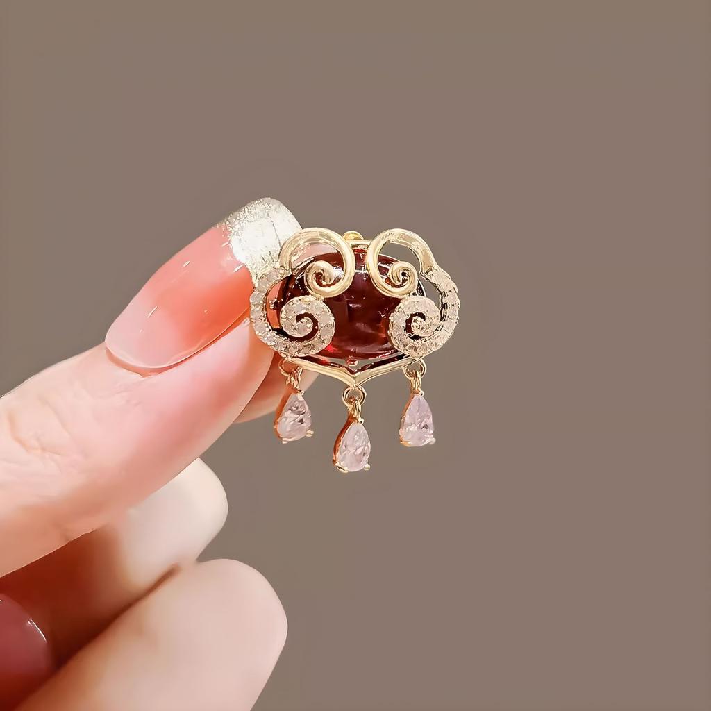 Xiangyun Ruyi Lock Brooch, National Style Woman, Festive Festival Anti-Light Bow Tie Pin, National Tide Gift Clothes And Accessories