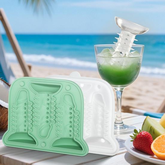 Silicone Ice Cube Mold Whimsical Ice Tray with Lid BPA-Free