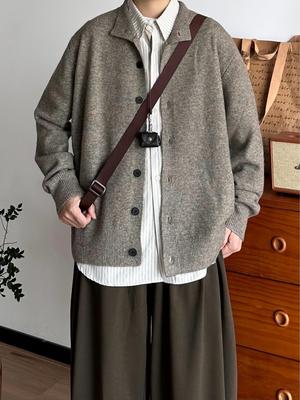 Unisex Japanese Retro Knit Cardigan: Casual Warm Lapel Jacket for Spring & Autumn