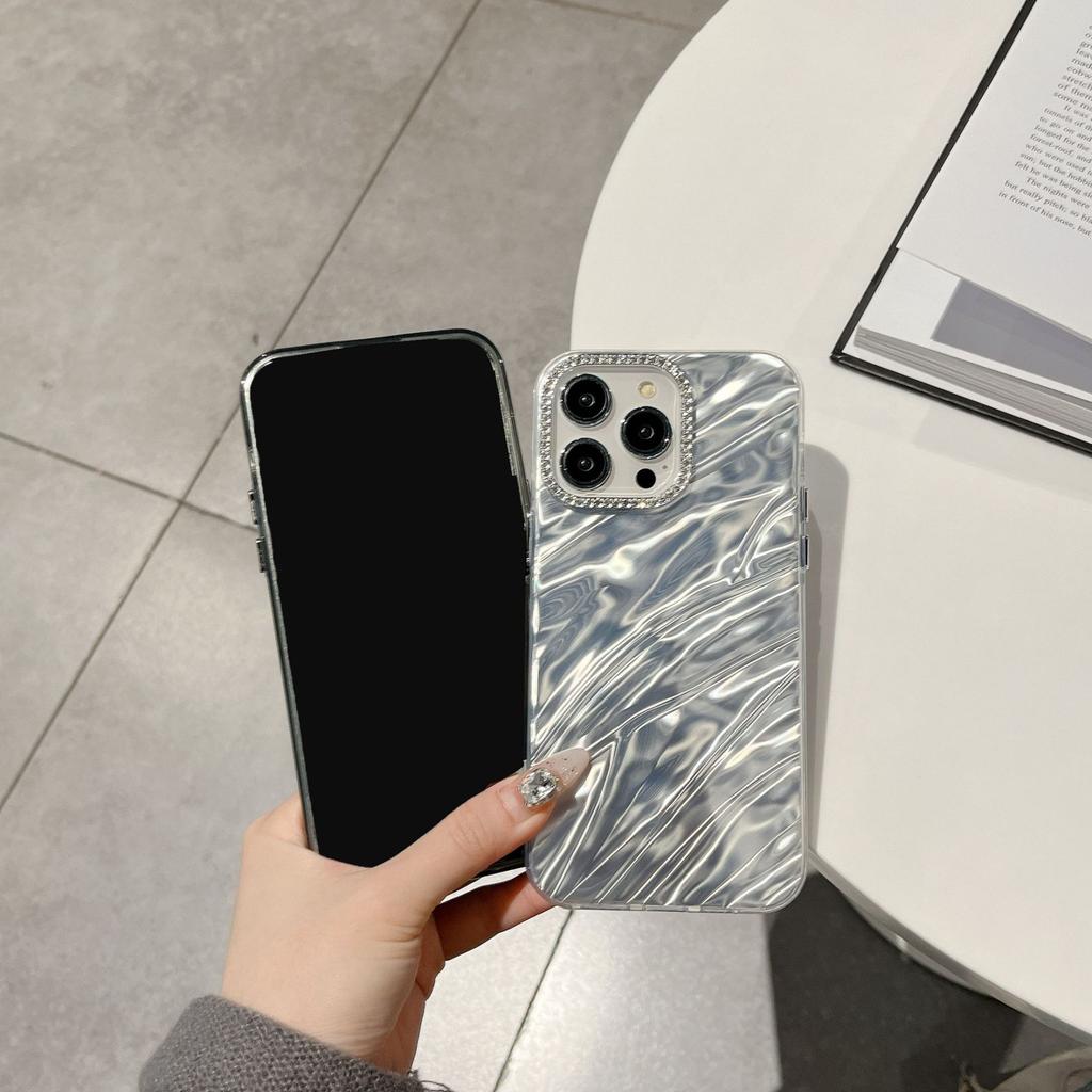 Luxurious Sparkling Diamond Lens Frame Compatible with Apple 17 Pro Max Phone Case New iPhone 16 High-end Feel 15/14